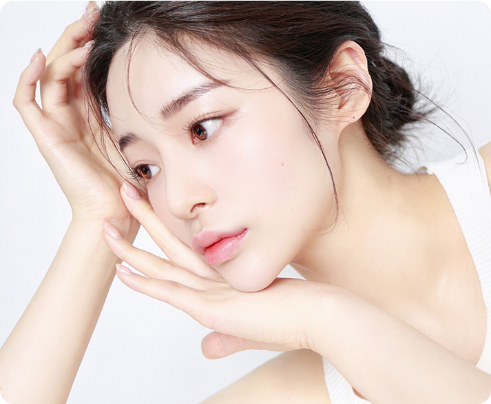 부산 이마보형물 성형 수술 대상 예시 이미지